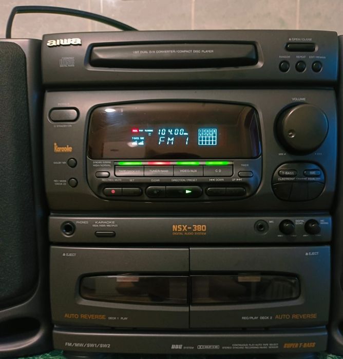 Музыкальный центр