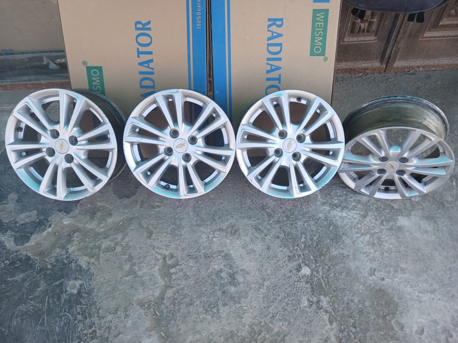 Диска кобалт автомат сотилади.