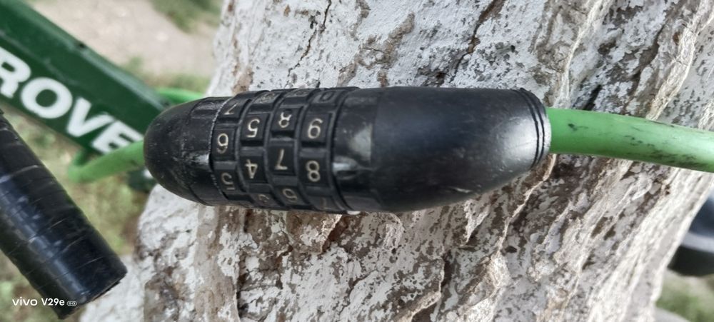 Продам велик 21 тыс с замком