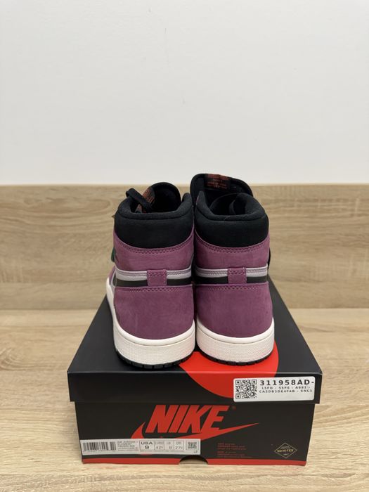 Nike Air Jordan 1 High Element Gore-Tex Berry 42,5