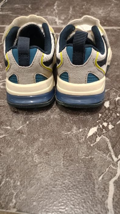 Детски маратонки за момче