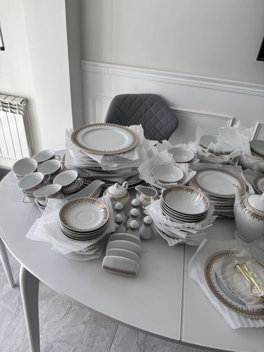 Продам сервиз на 12 персон