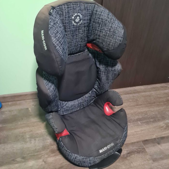 Детско столче за кола