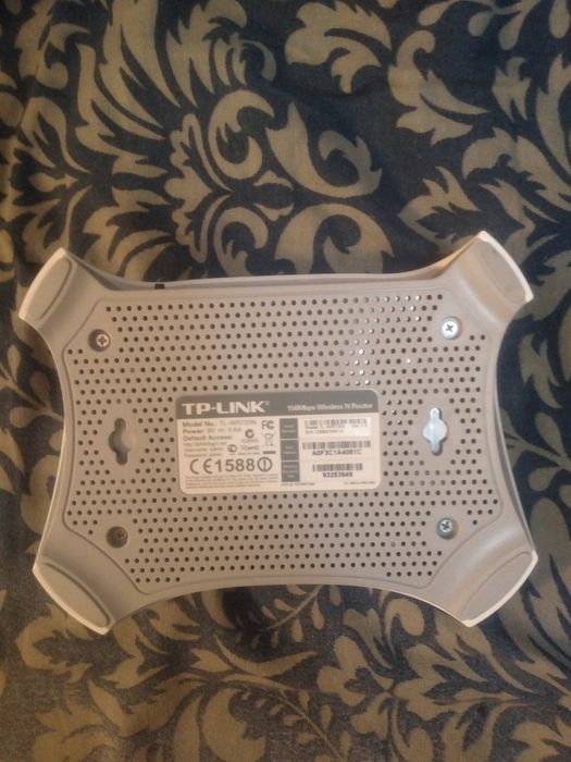 Продам роутер БУ