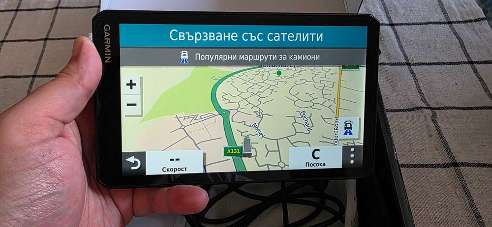 Навигация за камион Garmin Dezl 700 7 инча най новите карти за цяла Европа и Турция пълен комплект работи с Фротком Frotcom