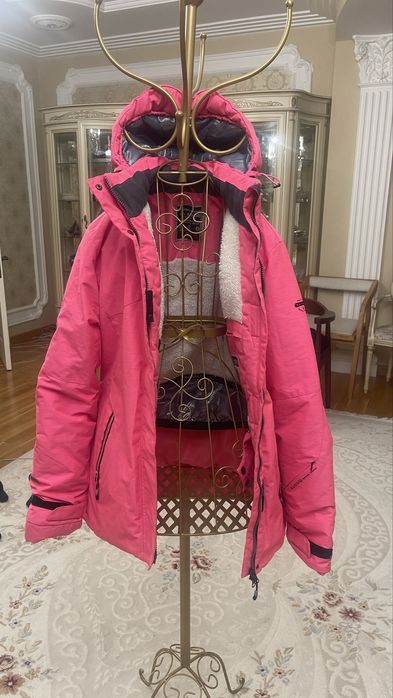 Продам куртку зимнюю