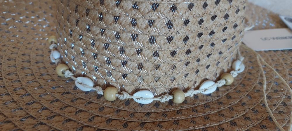 Лятна шапка LC Waikiki