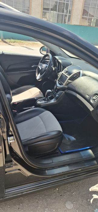 Chevrolet cruze 1.8 2013 универсал