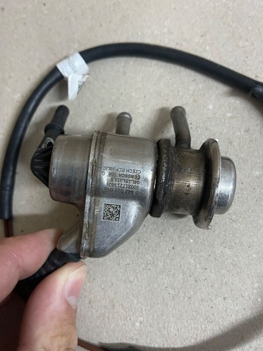 Injector AdBlue 04L131113S Audi A4 B9 2.0 DEU DET / A5 F15 Aud Q5 FY an 2016-2022