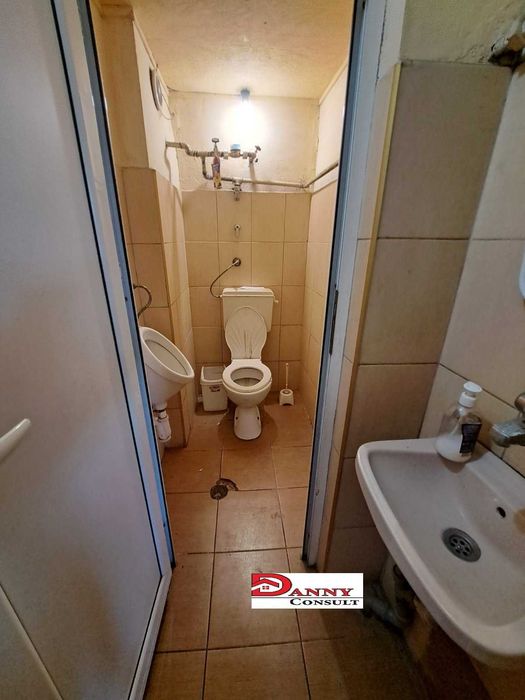 Бизнес сграда в с. Българско Сливово, общ. Свищов