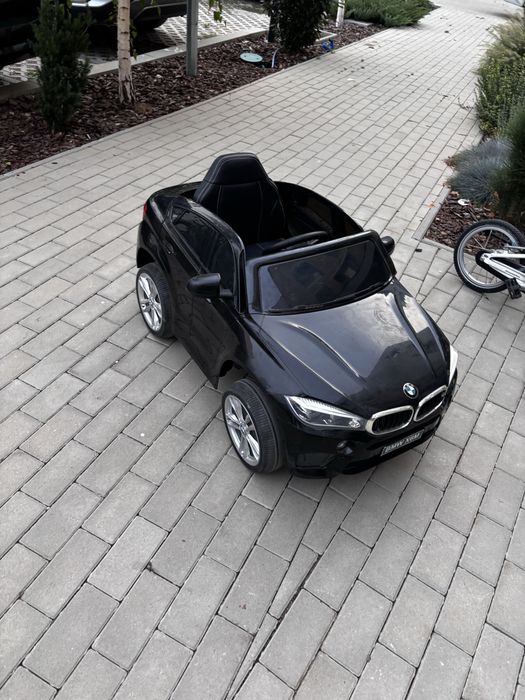 Masinuta electrica BMW