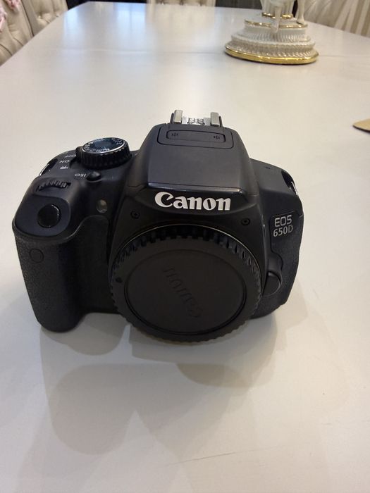 Canon 650D 18-55mm is ll