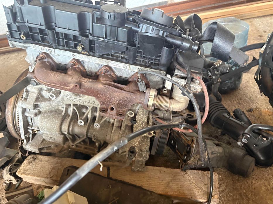 Двигател мотор N47D20C n47 н47 бмв 118д 318д e90 e87