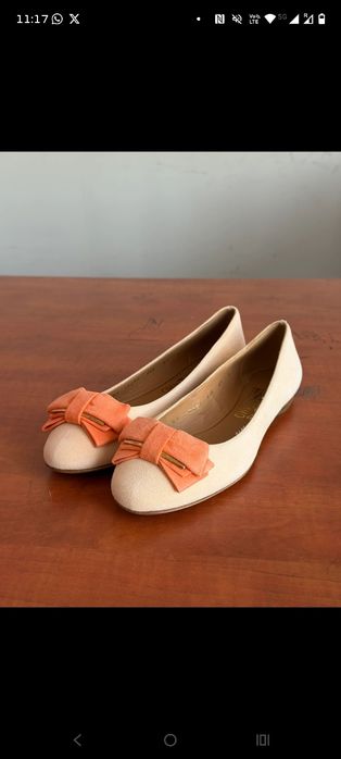 pantofi noi si autentici Salvatore Ferragamo din piele intoarsa