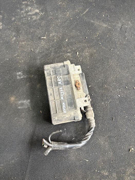 Mercedes w124 2.0i Компютър Модул АБС ABS