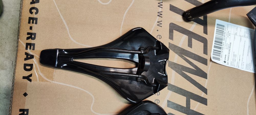 Вело части - седалки кормило лапи