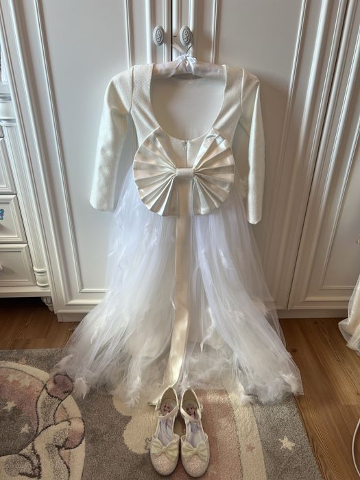 Рокля на Salzarra  и обувки