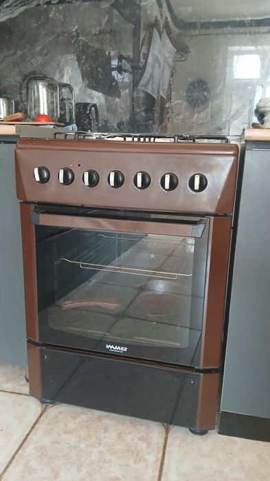 Продаю в идеальном состояние  газ плитку