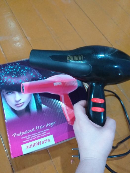 Продается новый фен бош