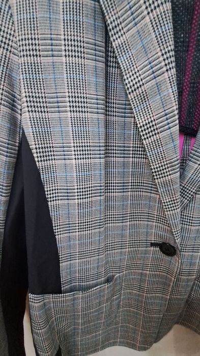 Пролетен костюм Marccain спортно елегантен