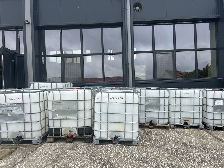 Бидони, IBC Контейнери, цистерни, кубове 1000л  (чисти)