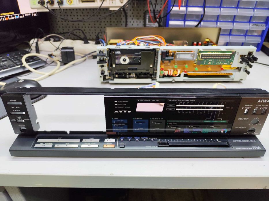 Кассетная дека AIWA FF 60