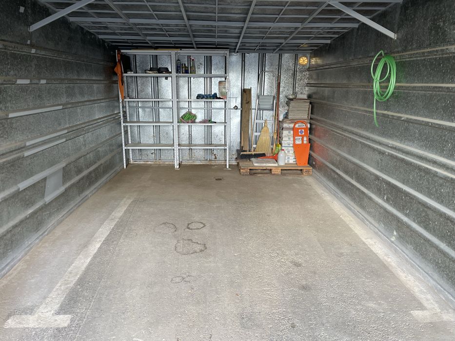 Дава се под наем Гараж / Паркомясто в Свети Влас - 18 кв.м за 127.5 € - Снимка #1