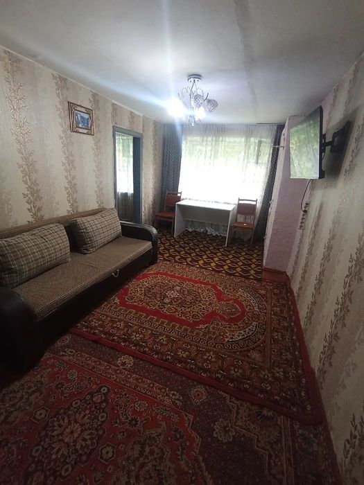 Продам двух комнатную квартиру