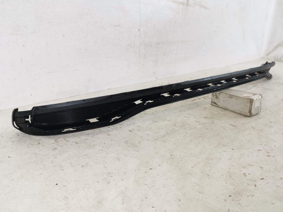 Орнамент Задна Броня Ауди А8 Д5 [ - ] Оригинален В Добро Състояние / A