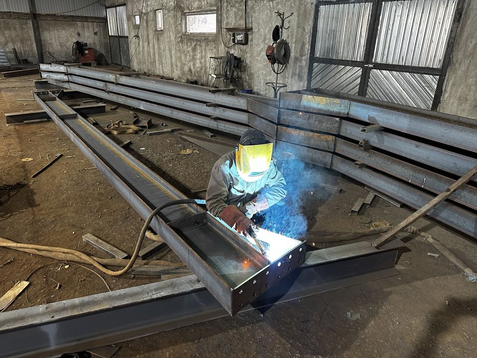 Confectii metalice, structuri, cuzineti, montaj hale