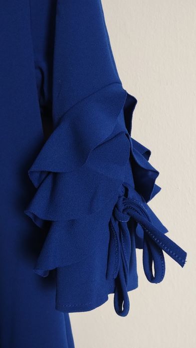 Vând rochie albastra