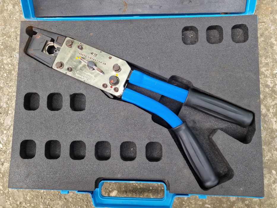 Cleste Coffret Isolec 2 Simel, sertizat, presa manuala