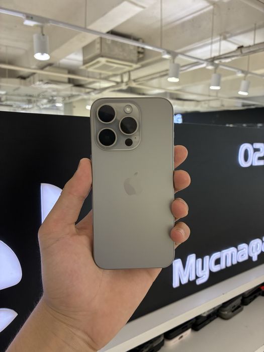 15 Pro 256gb 84%
