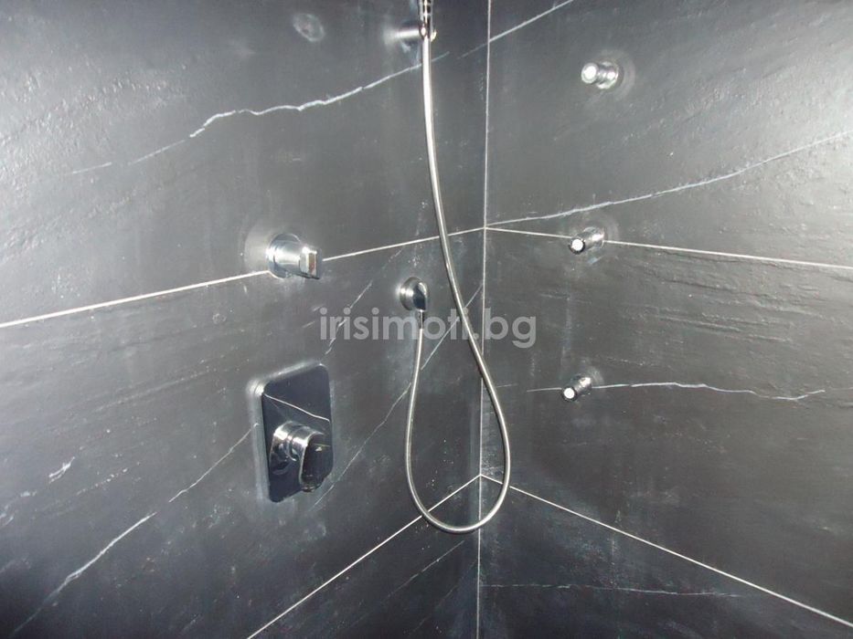 Продава се Двустаен апартамент в София, Изток - 70 кв.м за 2058 €/кв.м - Снимка #7