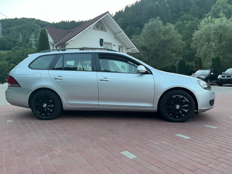 Vand-Vw Golf 1.6 TDI 2010-economic-pret negociabil