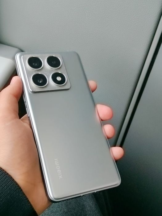 Xiaomi 14T Pro .