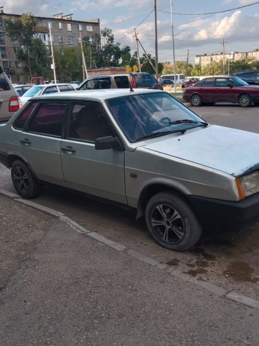 Продам машину 21099