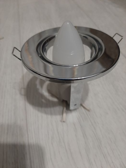 Продам софиты по 1250 тенге за 1 - штуку,   количество 6 - штук