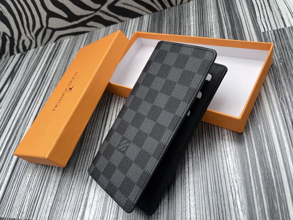 Portofel Louis Vuitton unisex :Colecția noua/Poze reale:calitate super