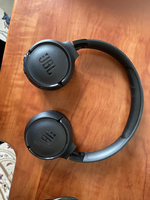 Наушники JBL 520BT