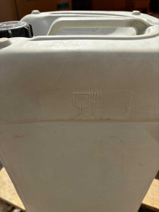 Продам бочки, мешки, канистры