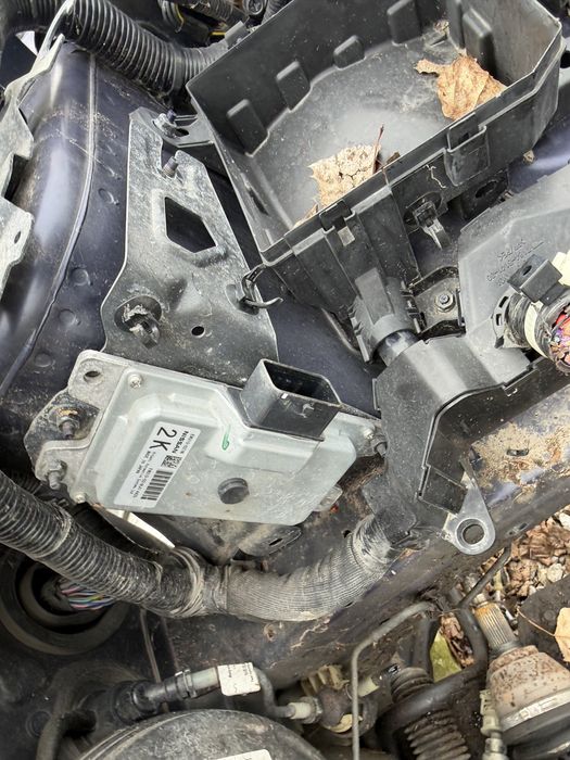 Компютър (Модул) за управление на скорости Nissan Juke (F15) 1.5 dCi