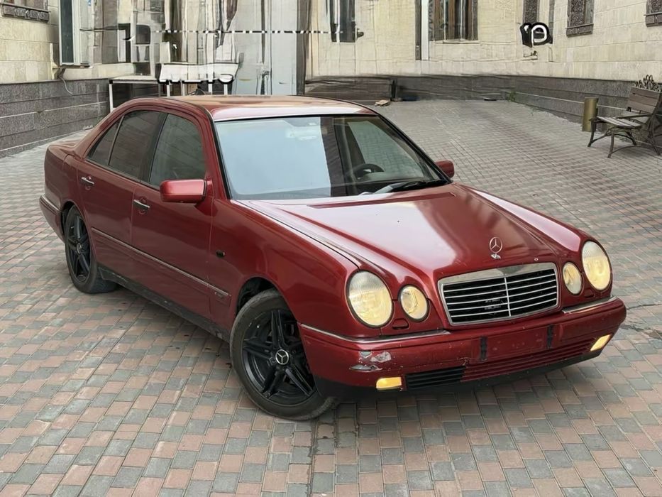 Mercedes Benz w210