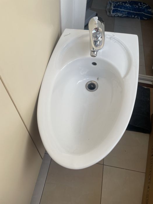 Продам биде в хорошем состоянии