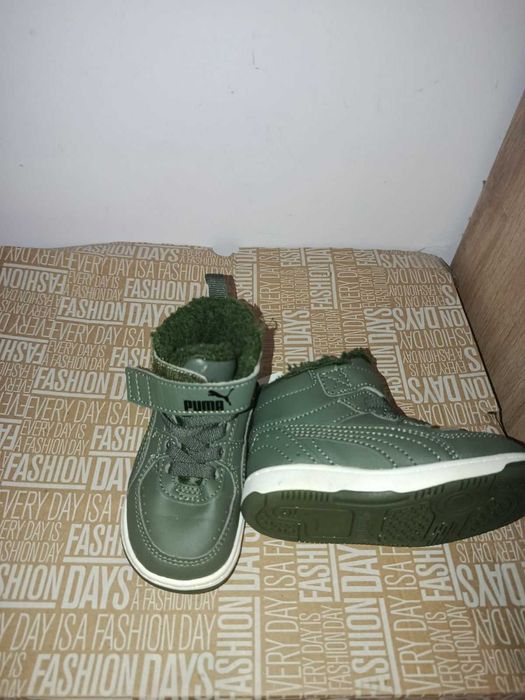 Боти Пума в отлично състояние - 21 номер