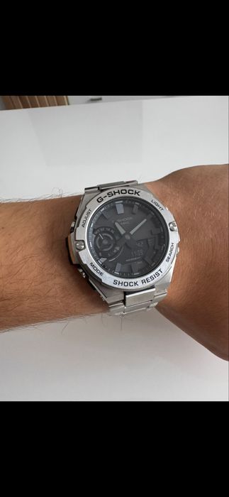 Часовник G Shock