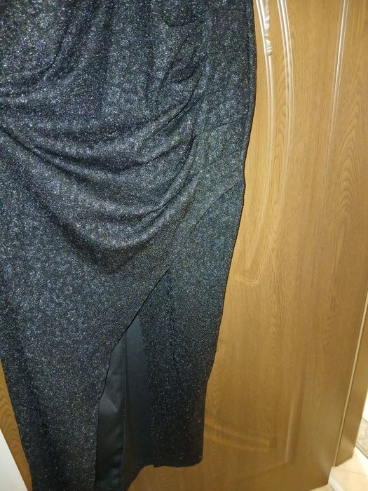 Официални роклии