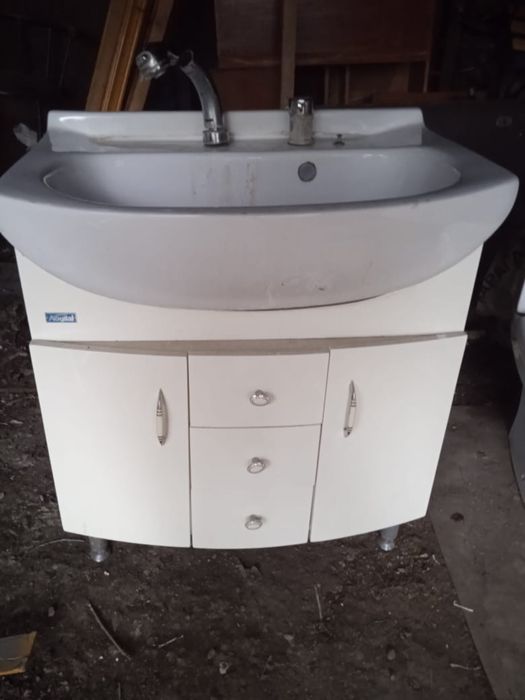 Унитаз,раковина