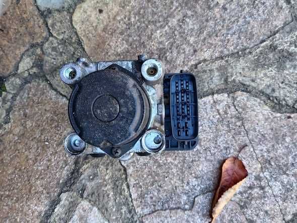 Части за тойота рав 4