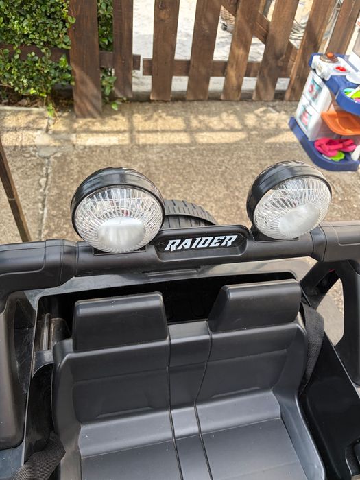 Акумулаторен Джип 12v